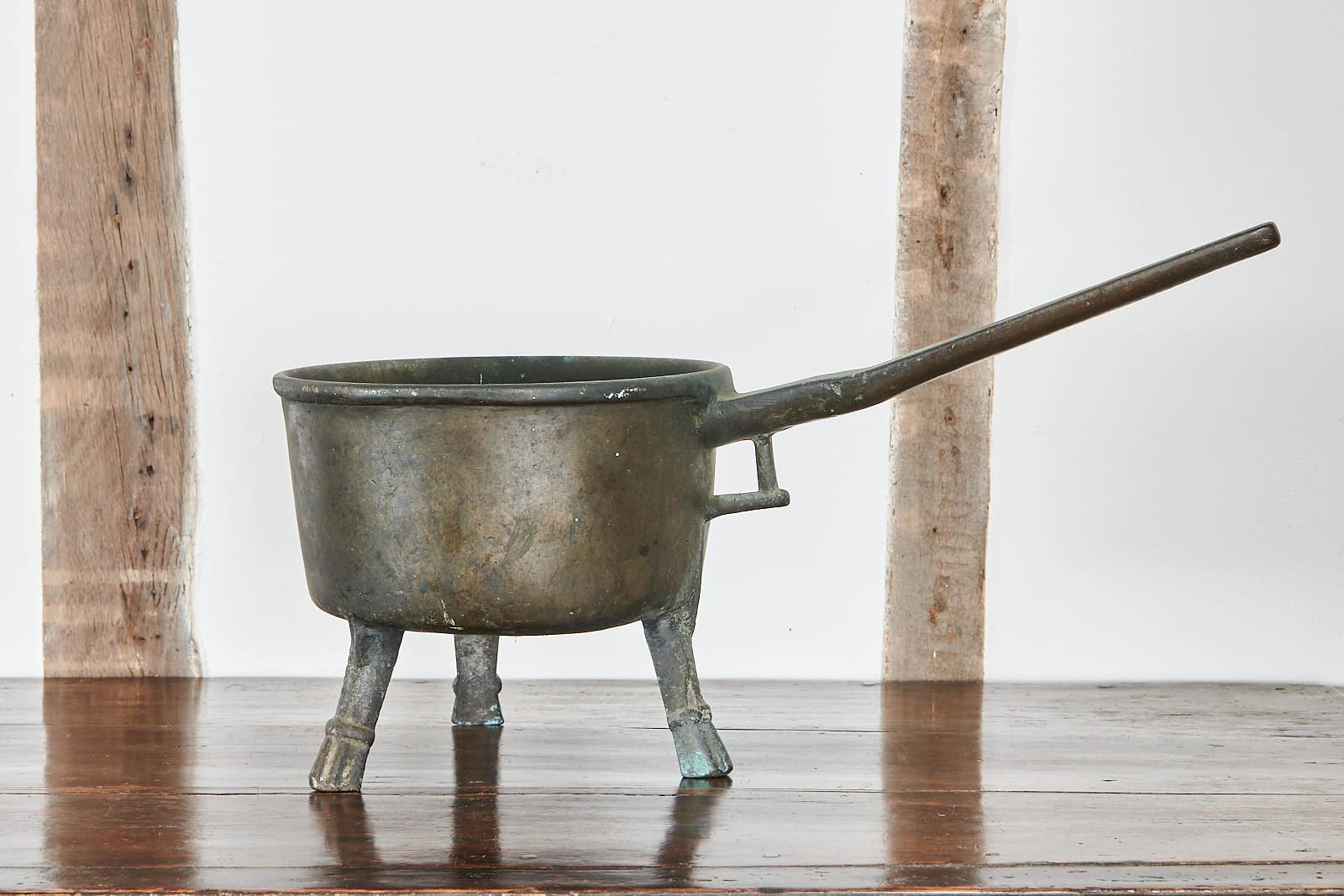 17th century bronze skillet