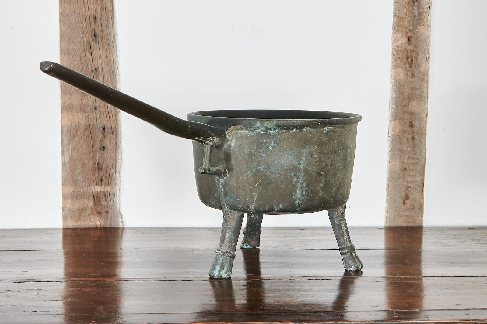 17th century bronze skillet