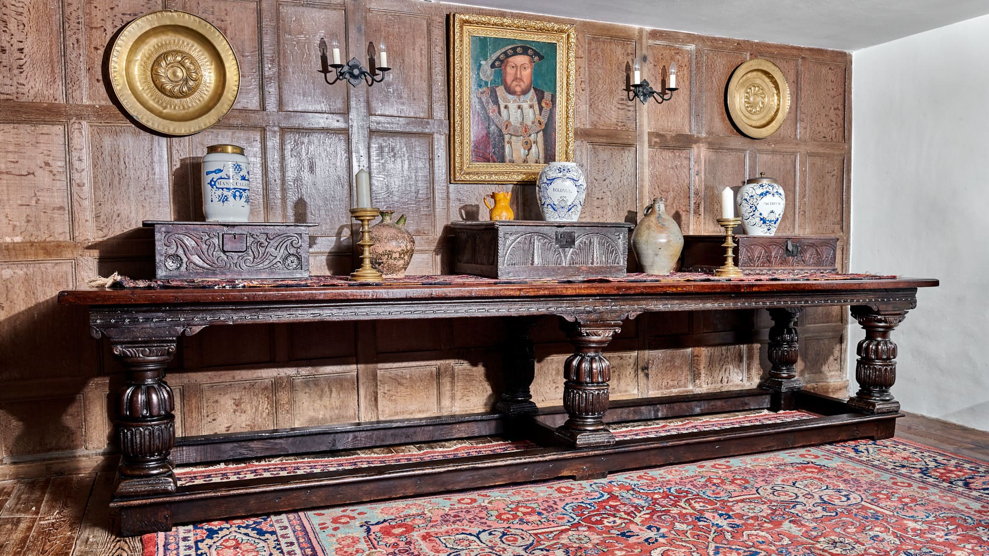 Elizabeth I joined oak long table