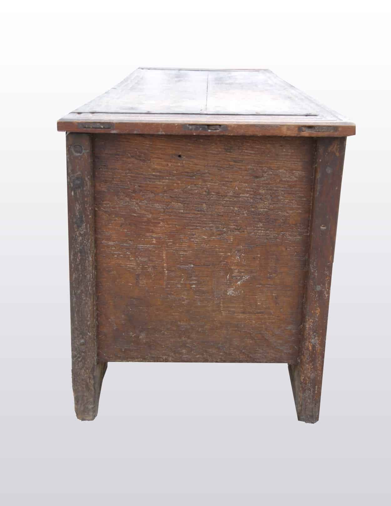 English medieval clamp front chest