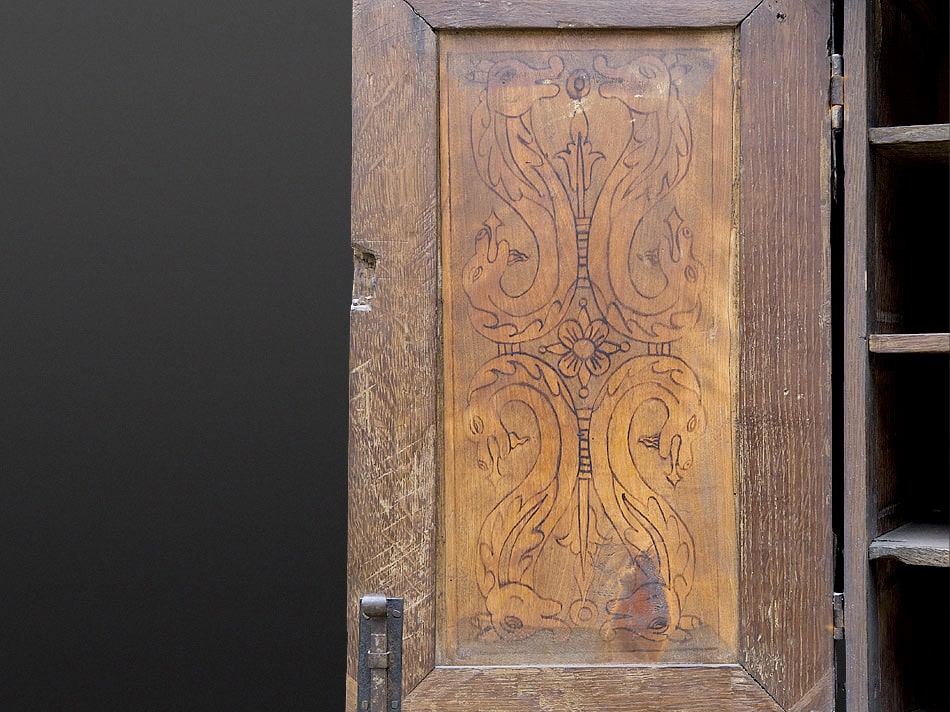 Elizabeth I  cabinet