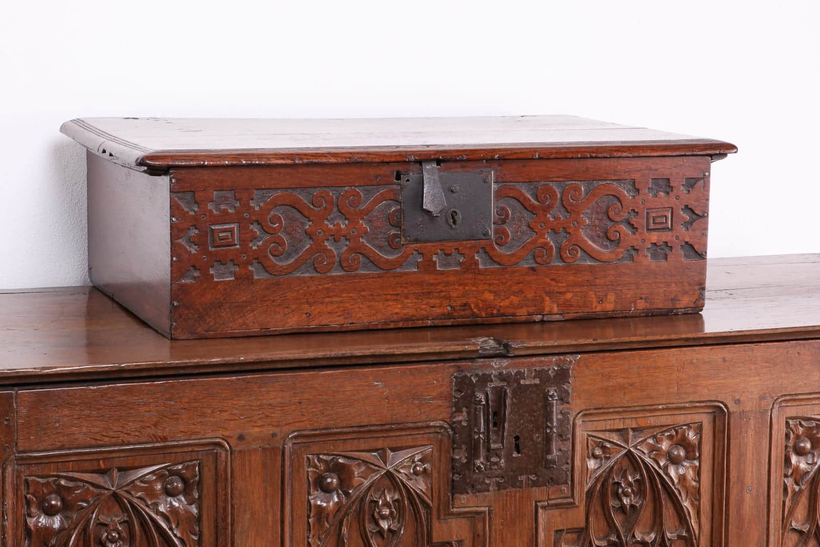 James I oak carved box