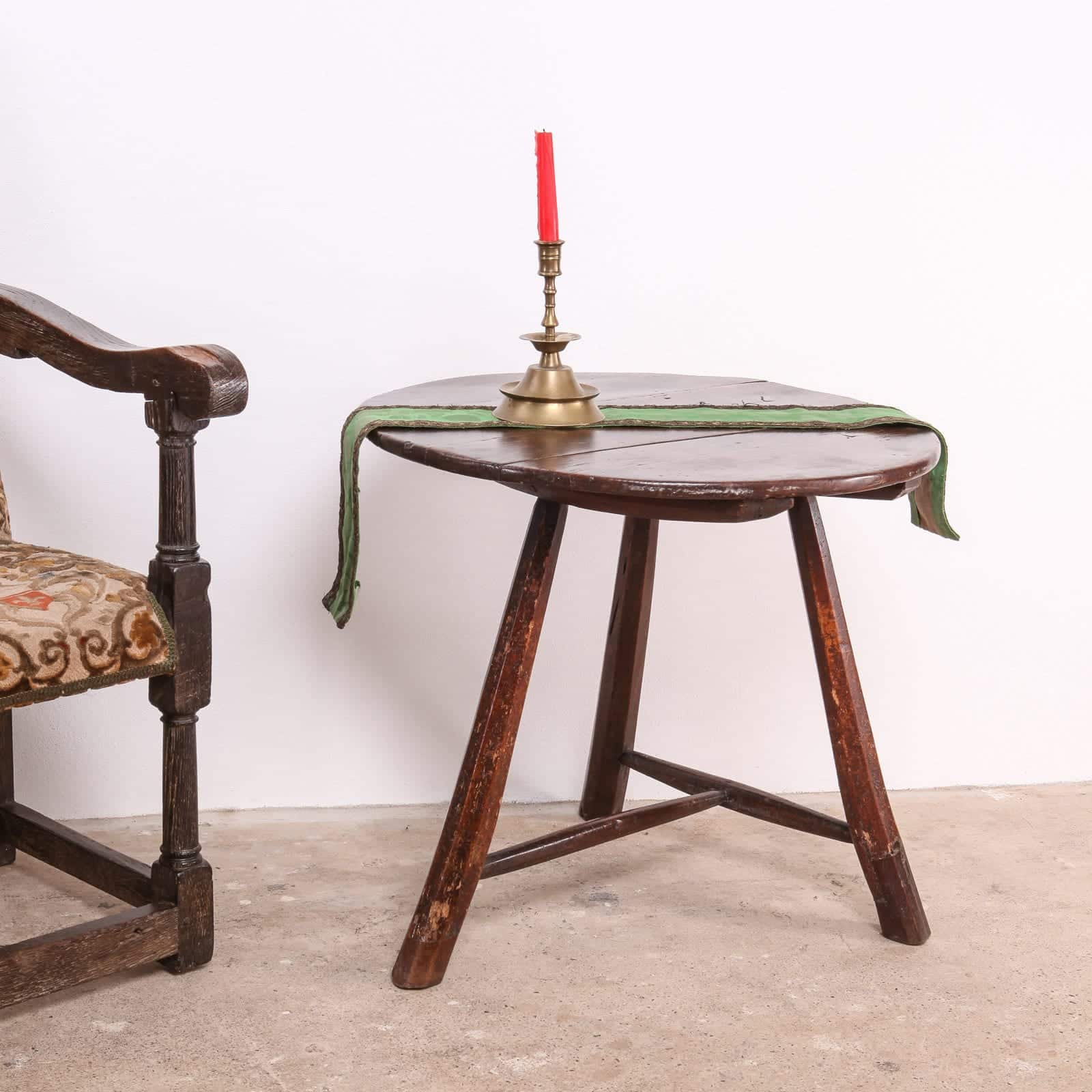 William and Mary Cricket table