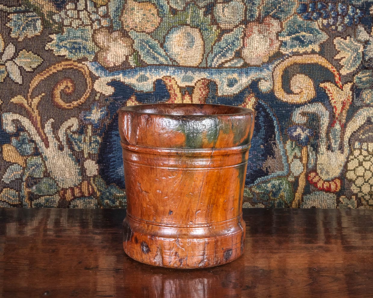 17th century lignum vitae mortar