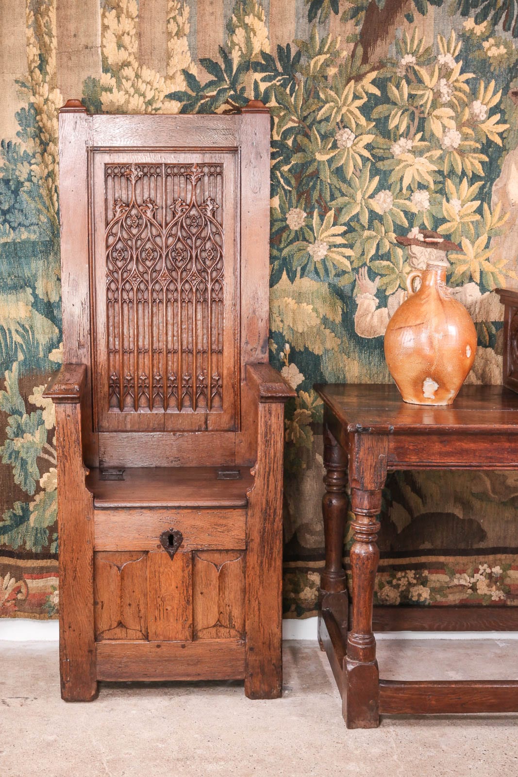Gothic throne chair