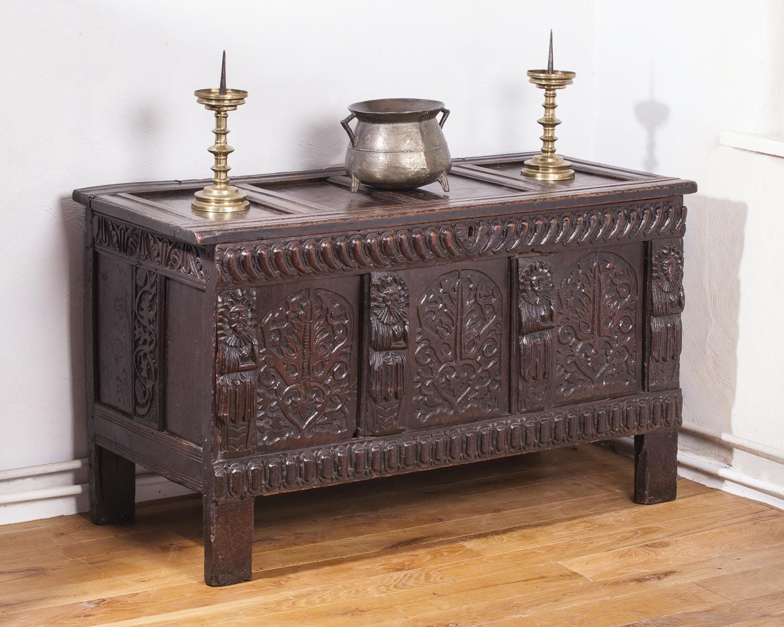 Elizabeth I oak carved chest