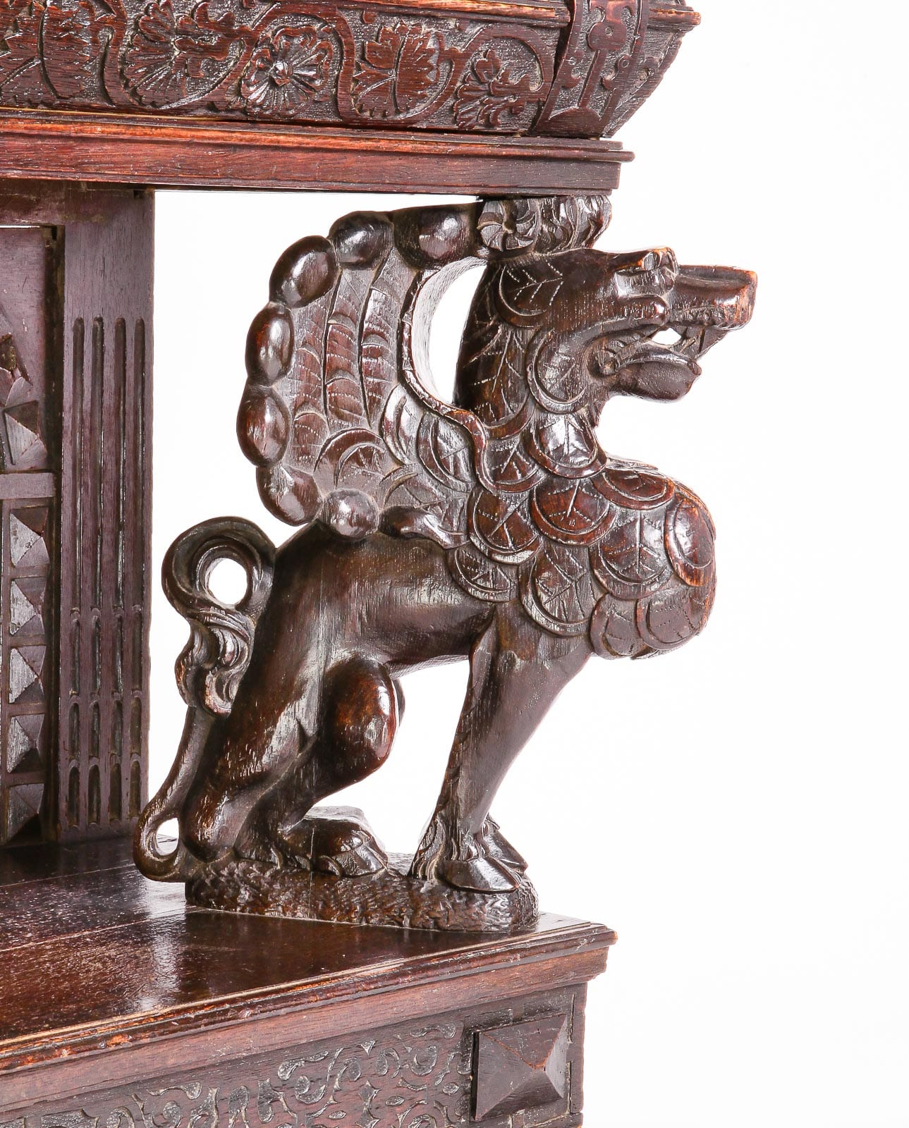 Elizabeth I joined court cupboard