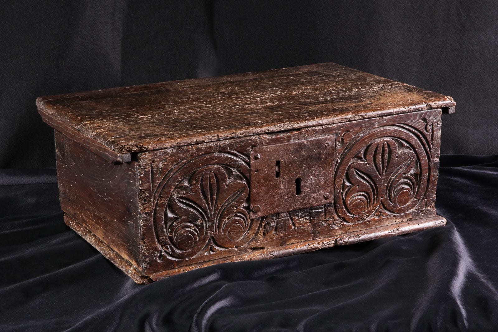 17th century elm carved box