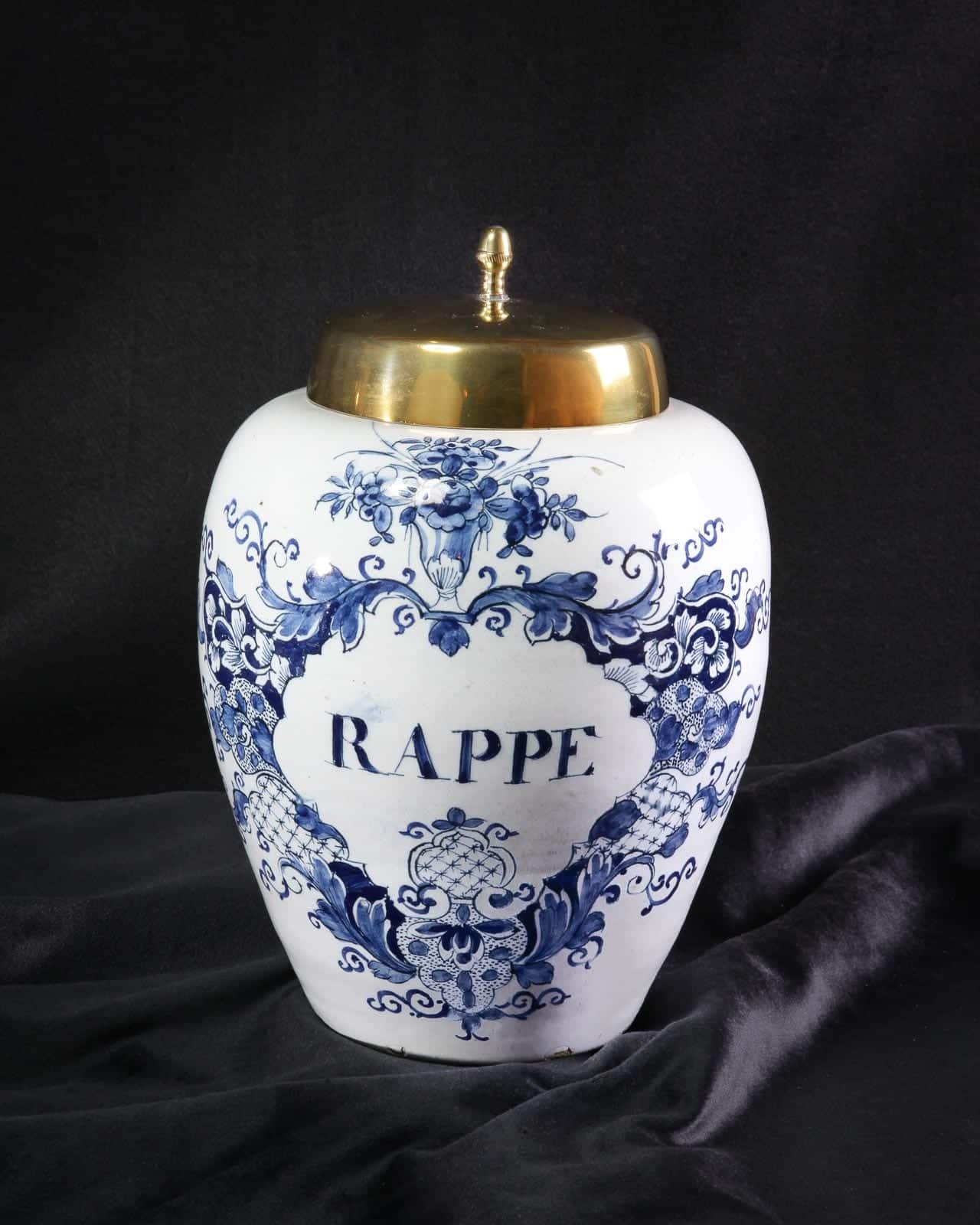 Early 18th century Delft jar