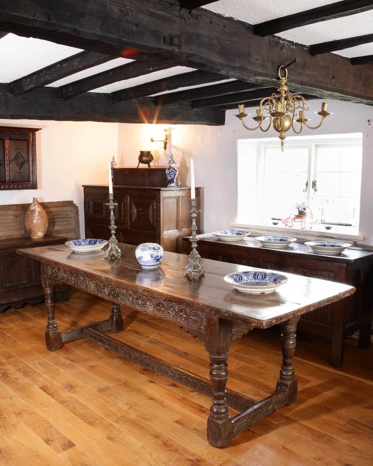James I joined oak long table