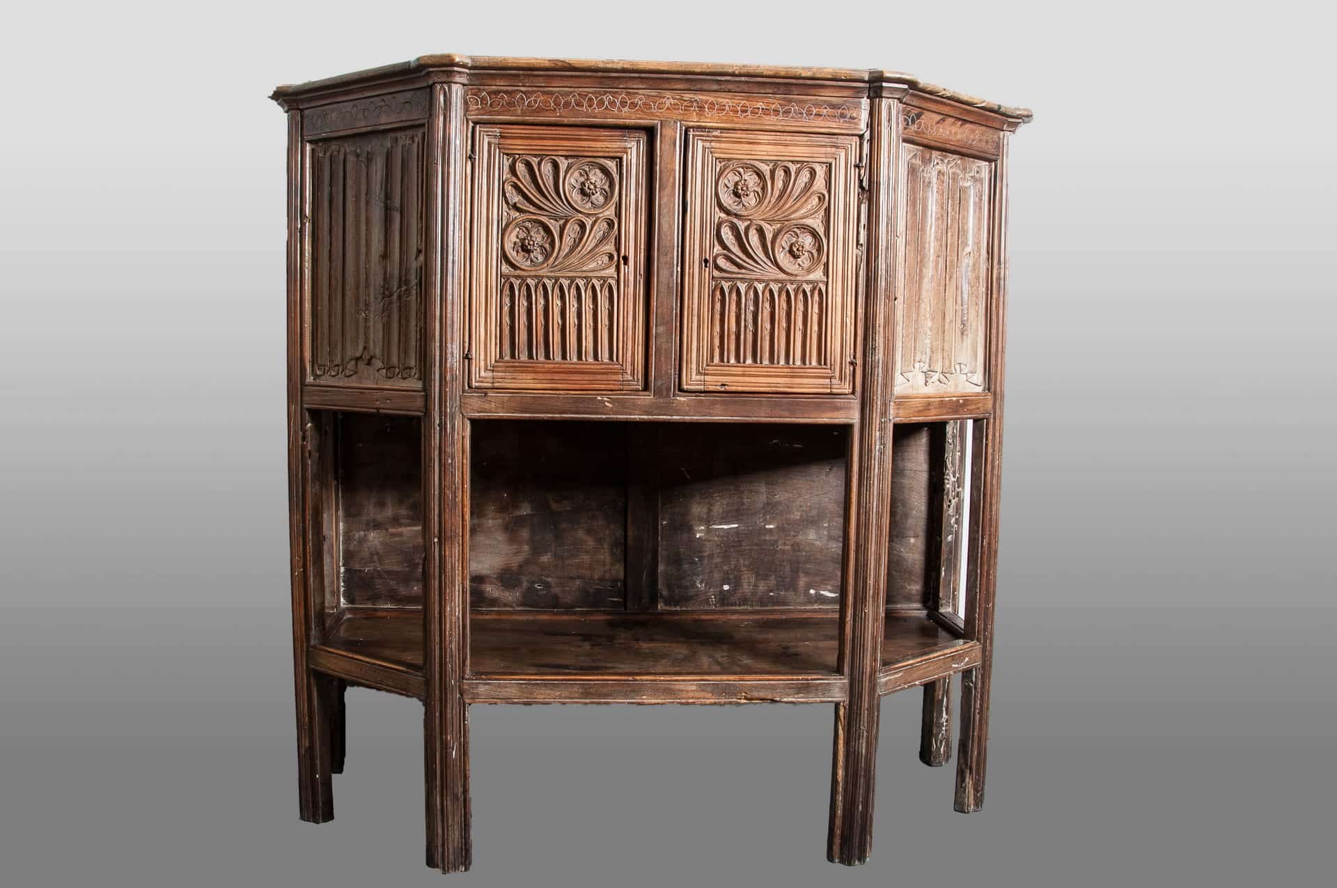 Late Gothic Spanish canted buffet