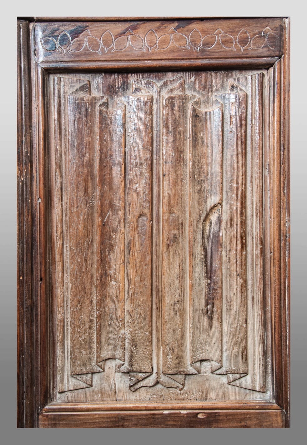 Late Gothic Spanish canted buffet