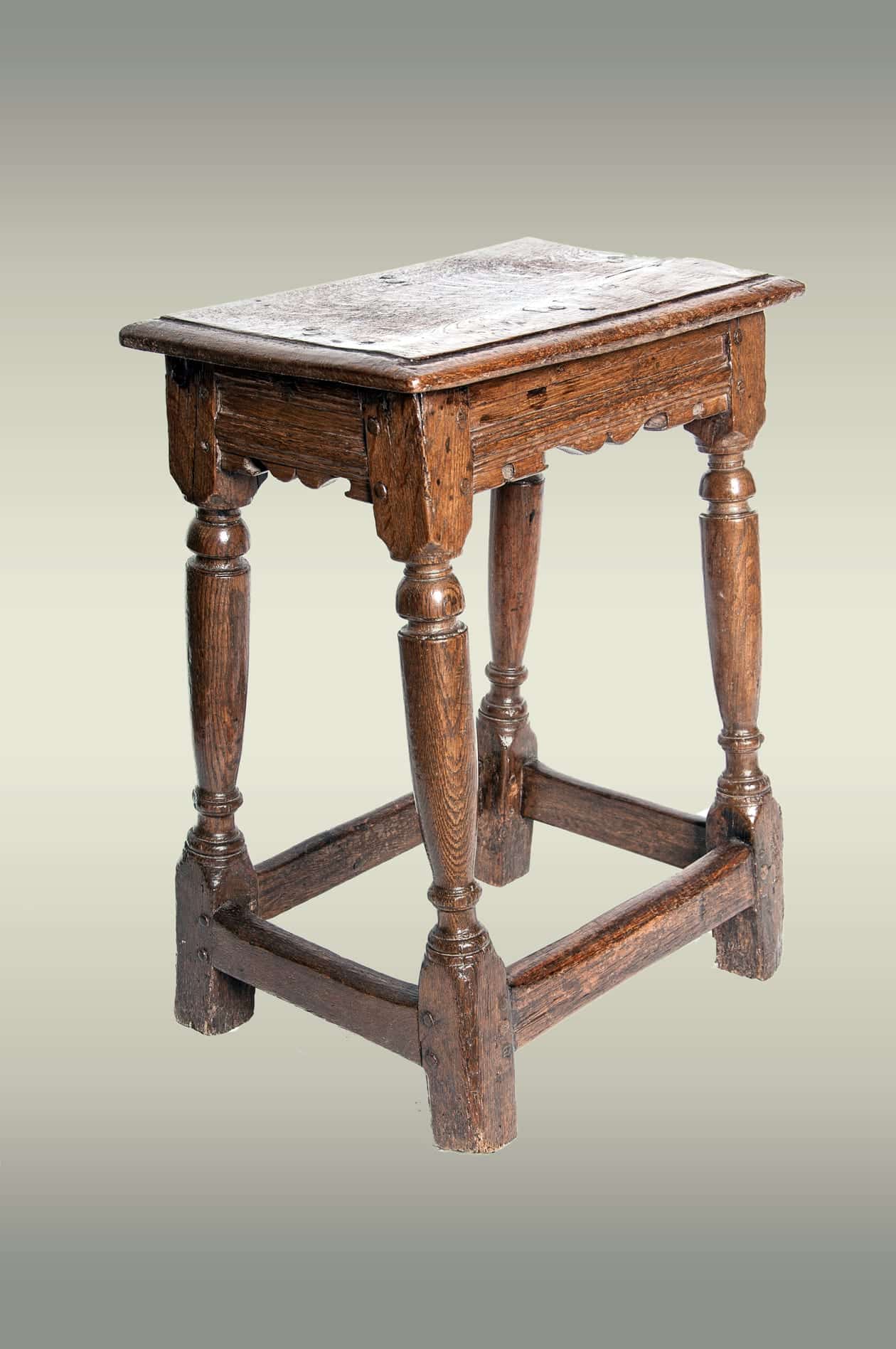 Elizabeth I joined oak stool