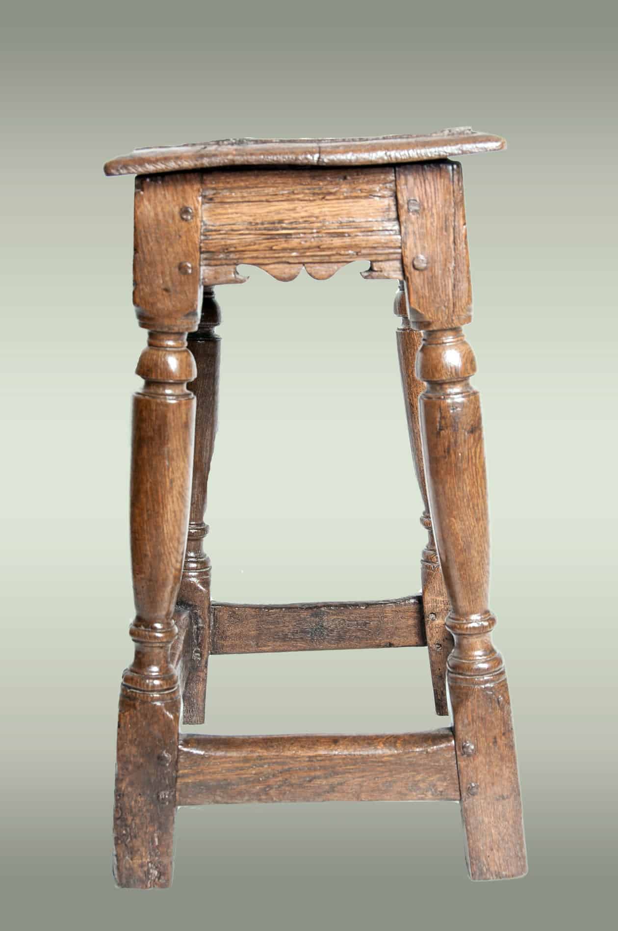 Elizabeth I joined oak stool