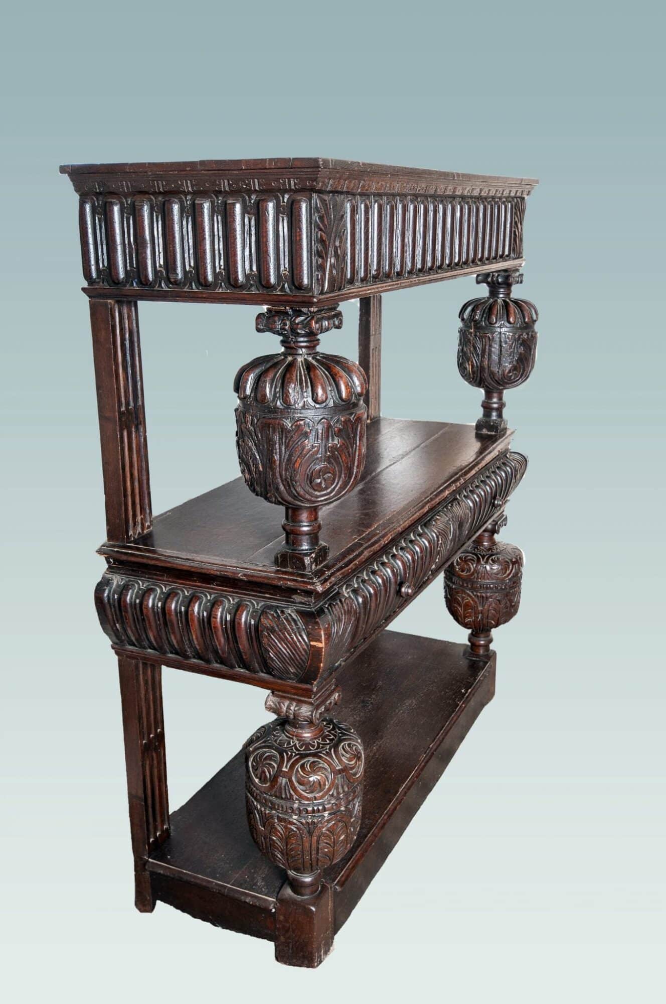 Elizabeth I cup-board