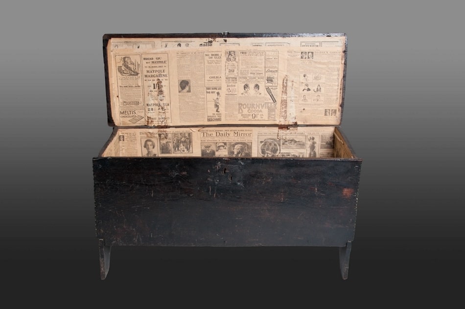 Henry VIII board chest