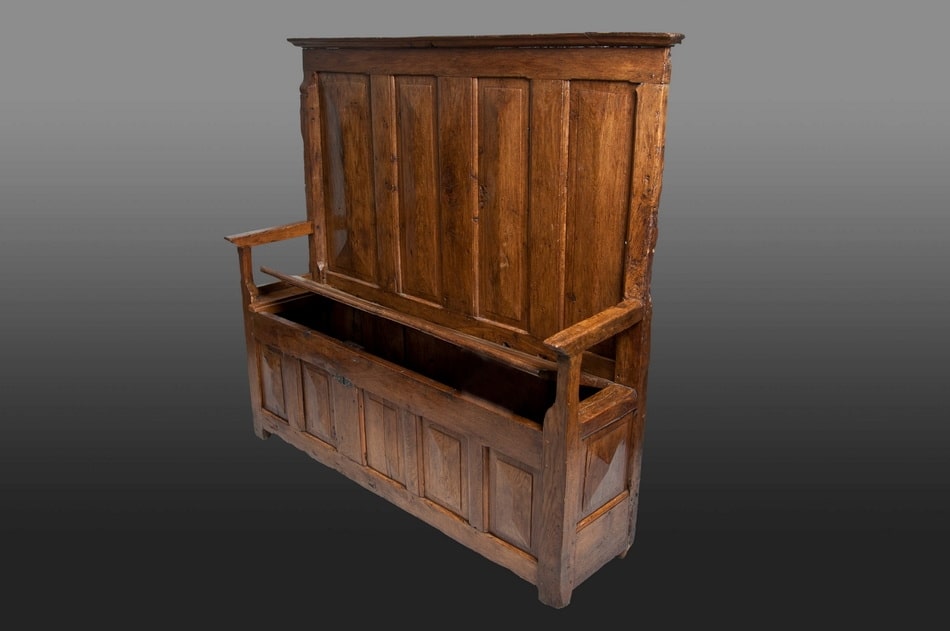 French 16th century oak settle