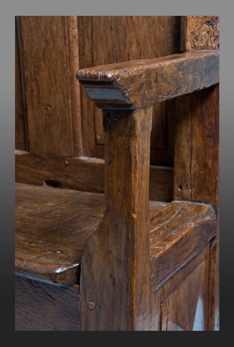 French 16th century oak settle