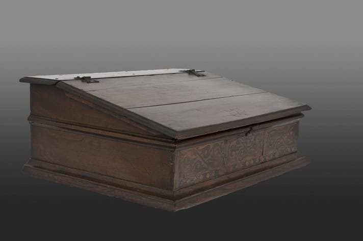 Elizabeth I inlaid writing slope