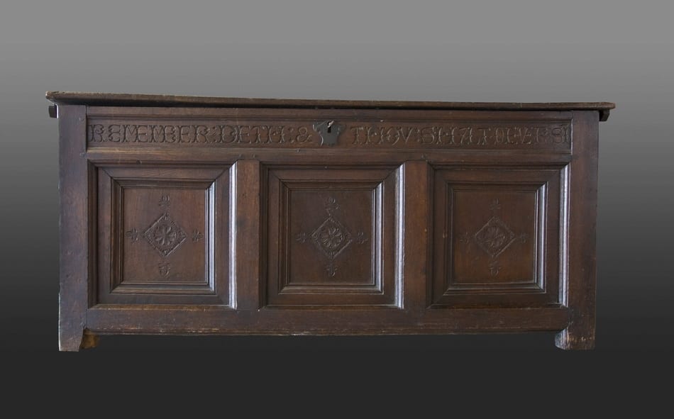 Henry VIII inscribed oak chest