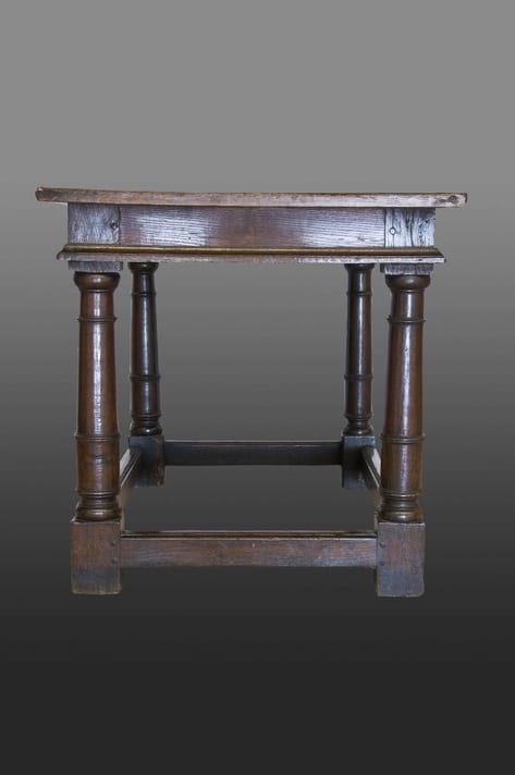 Elizabethan oak centre table