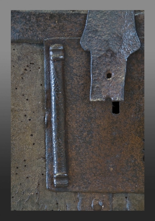 English medieval iron bound standard