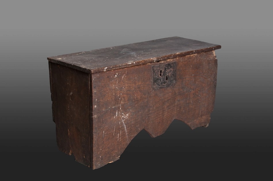 Tudor oak boarded chest