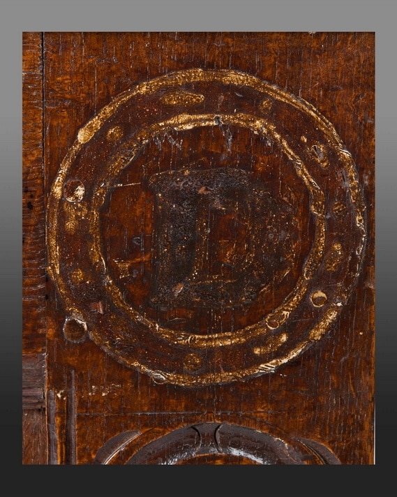 Elizabeth I painted oak chest