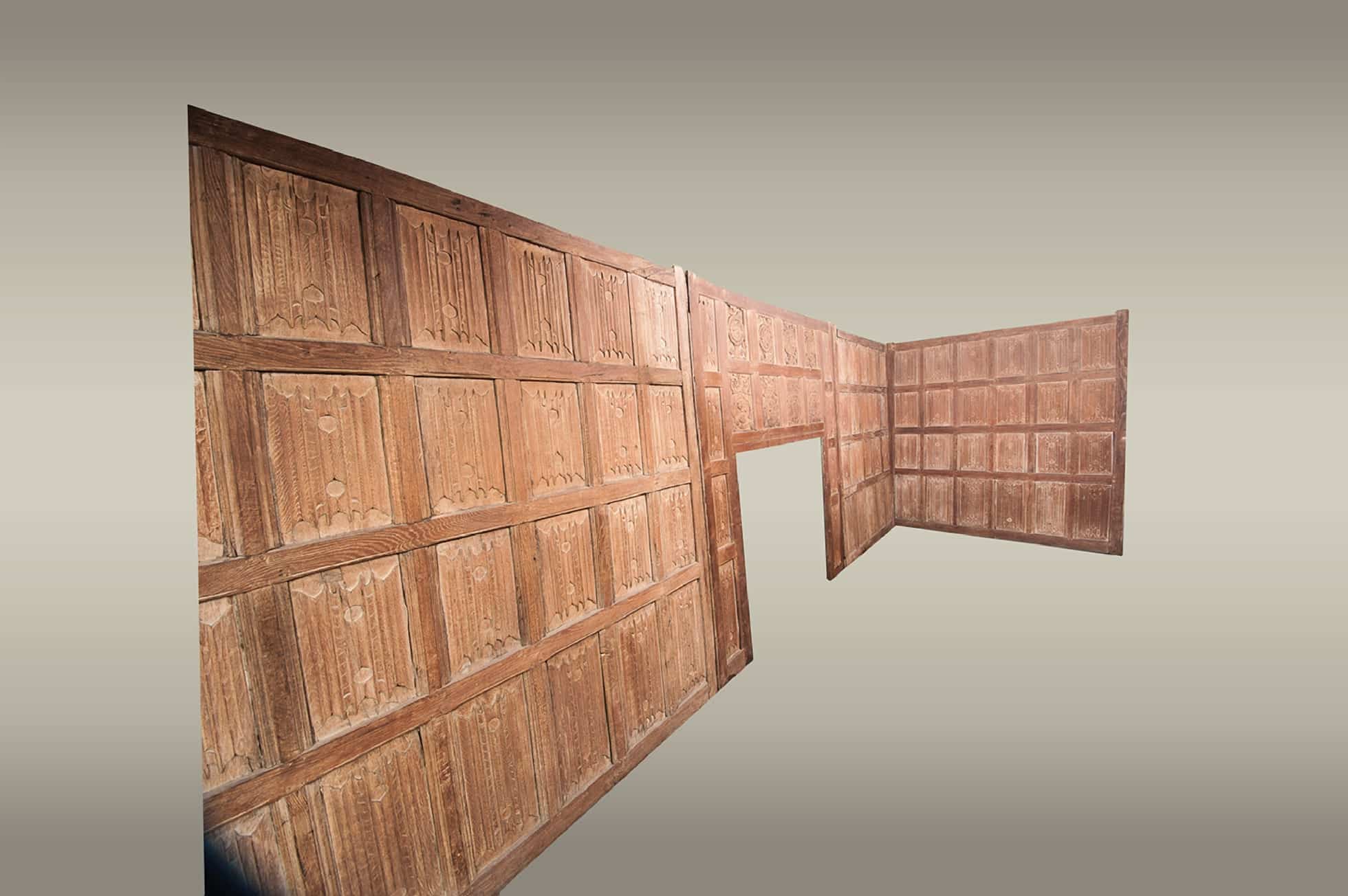 Henry VIII’s linenfold panelled room