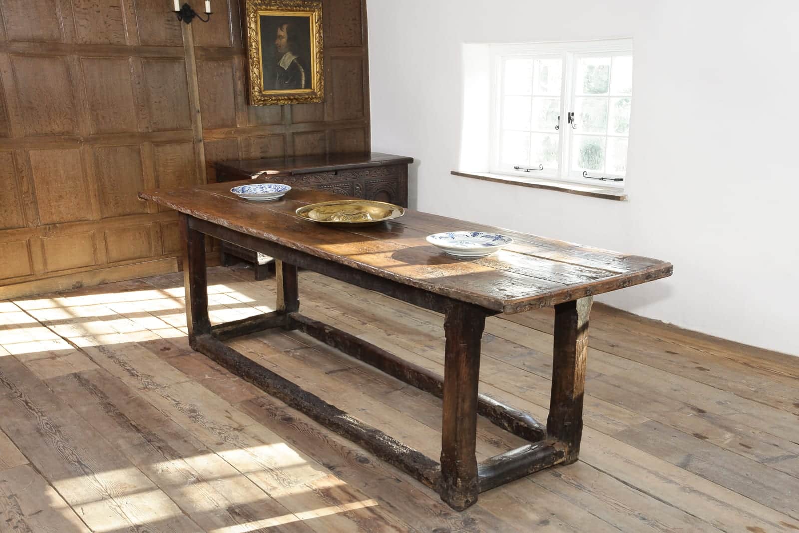 Elizabeth I  table