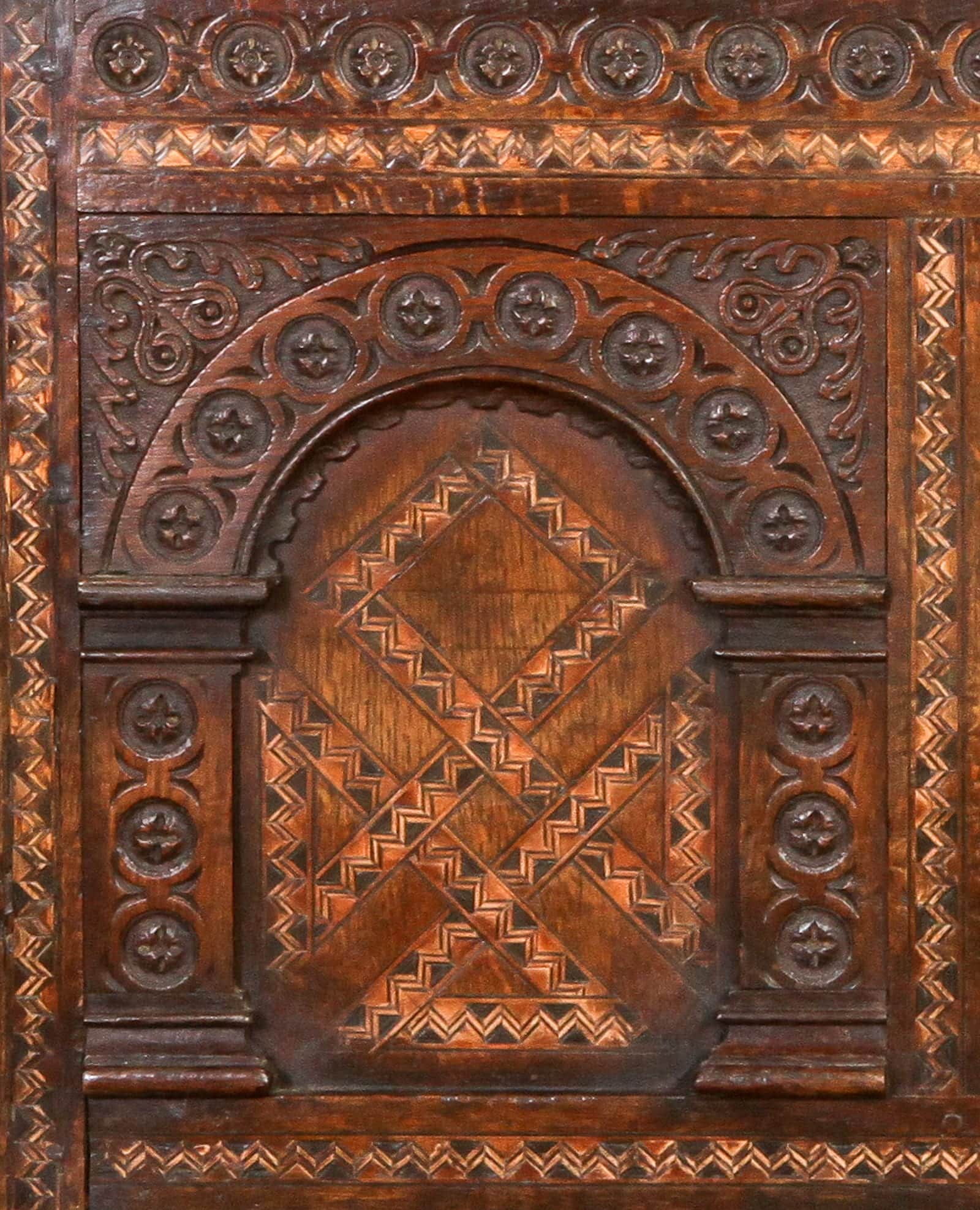 Elizabeth I inlaid chest