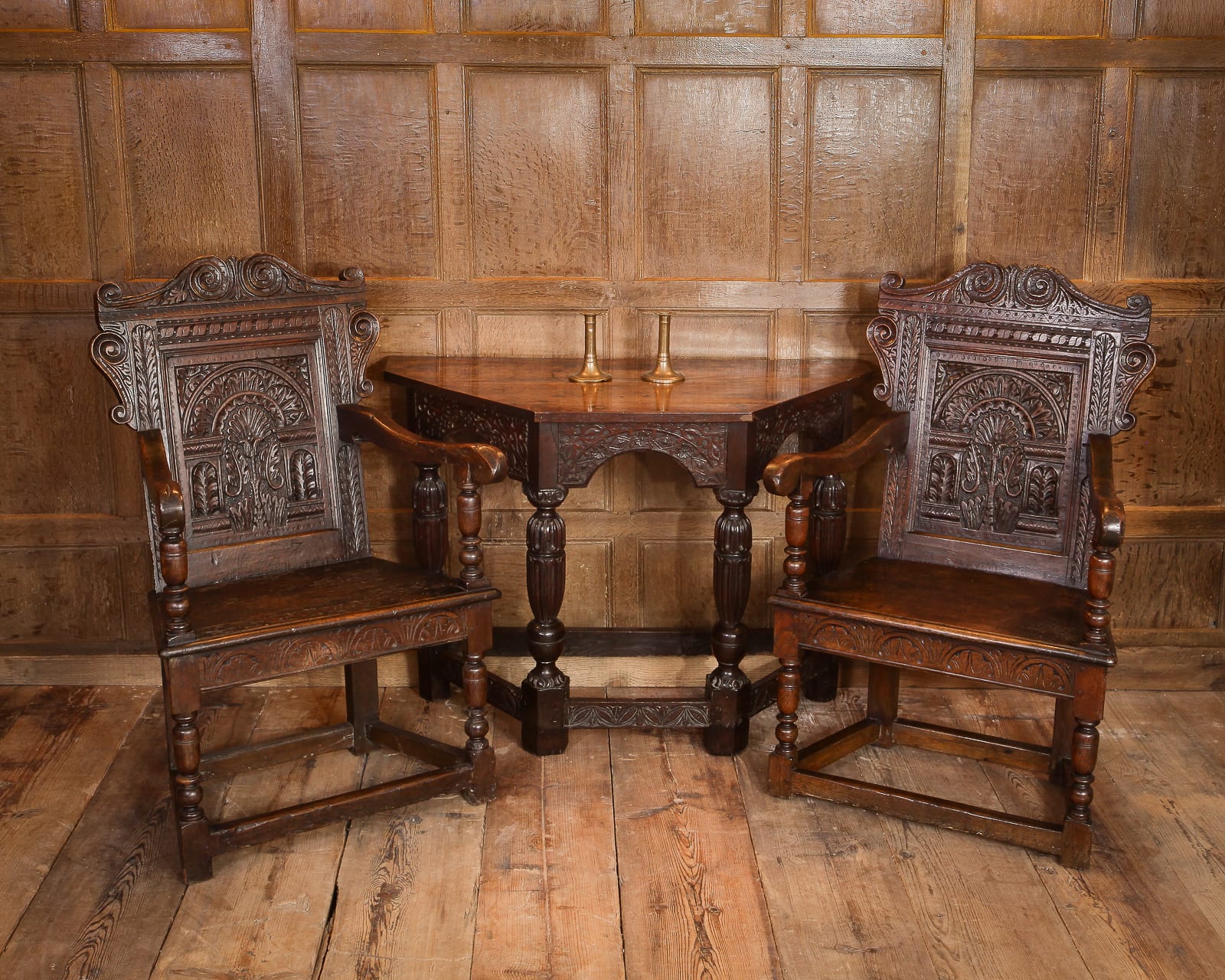 Elizabeth I side table