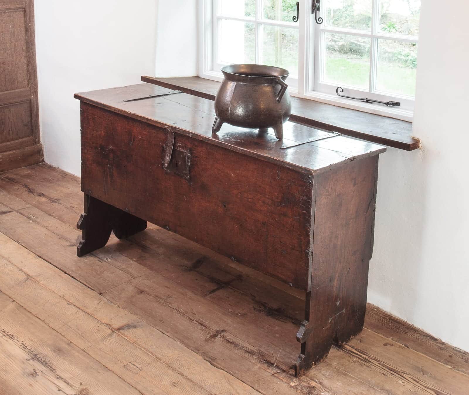 Henry VIII boarded chest
