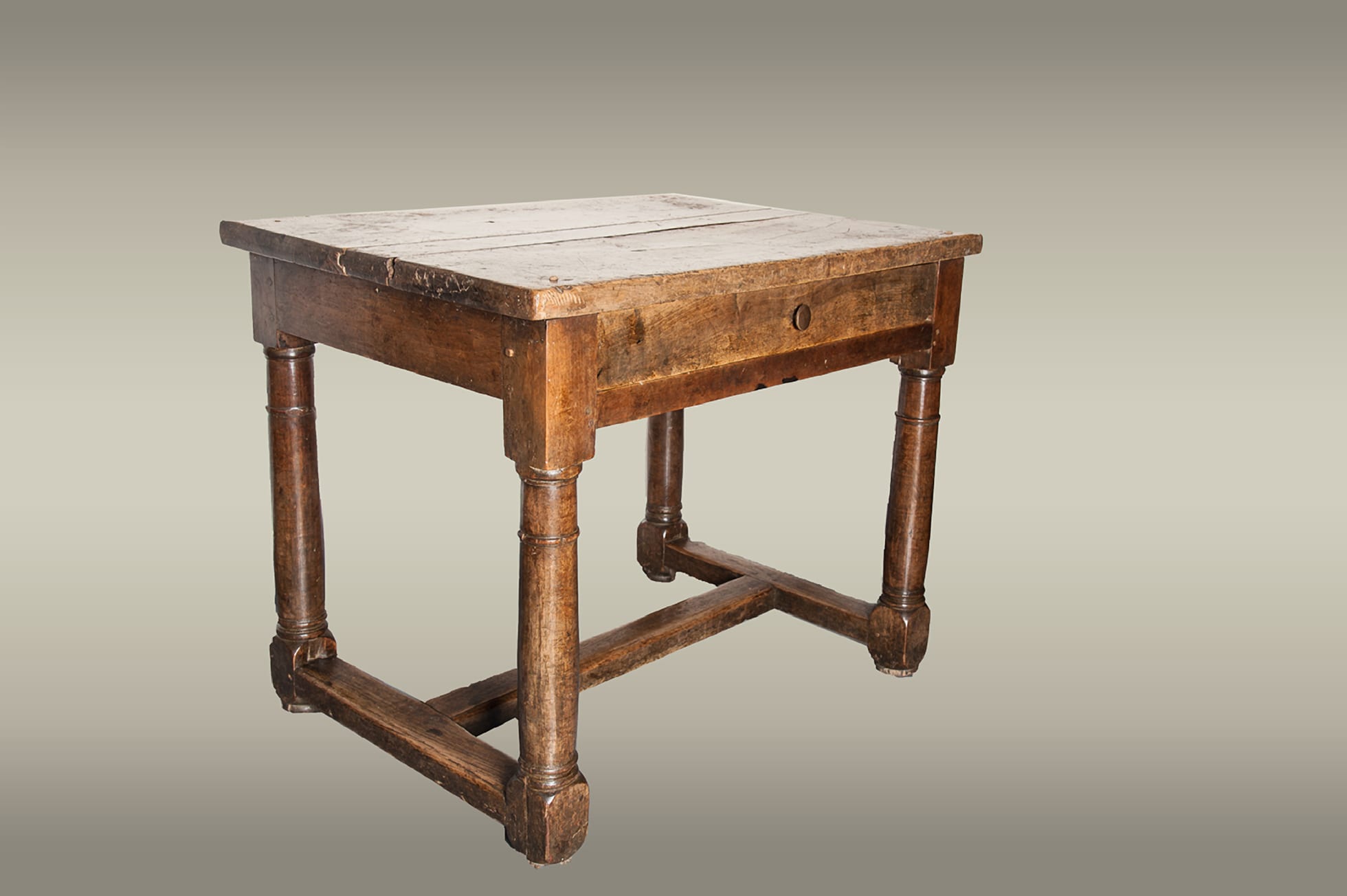 French 16th century walnut table