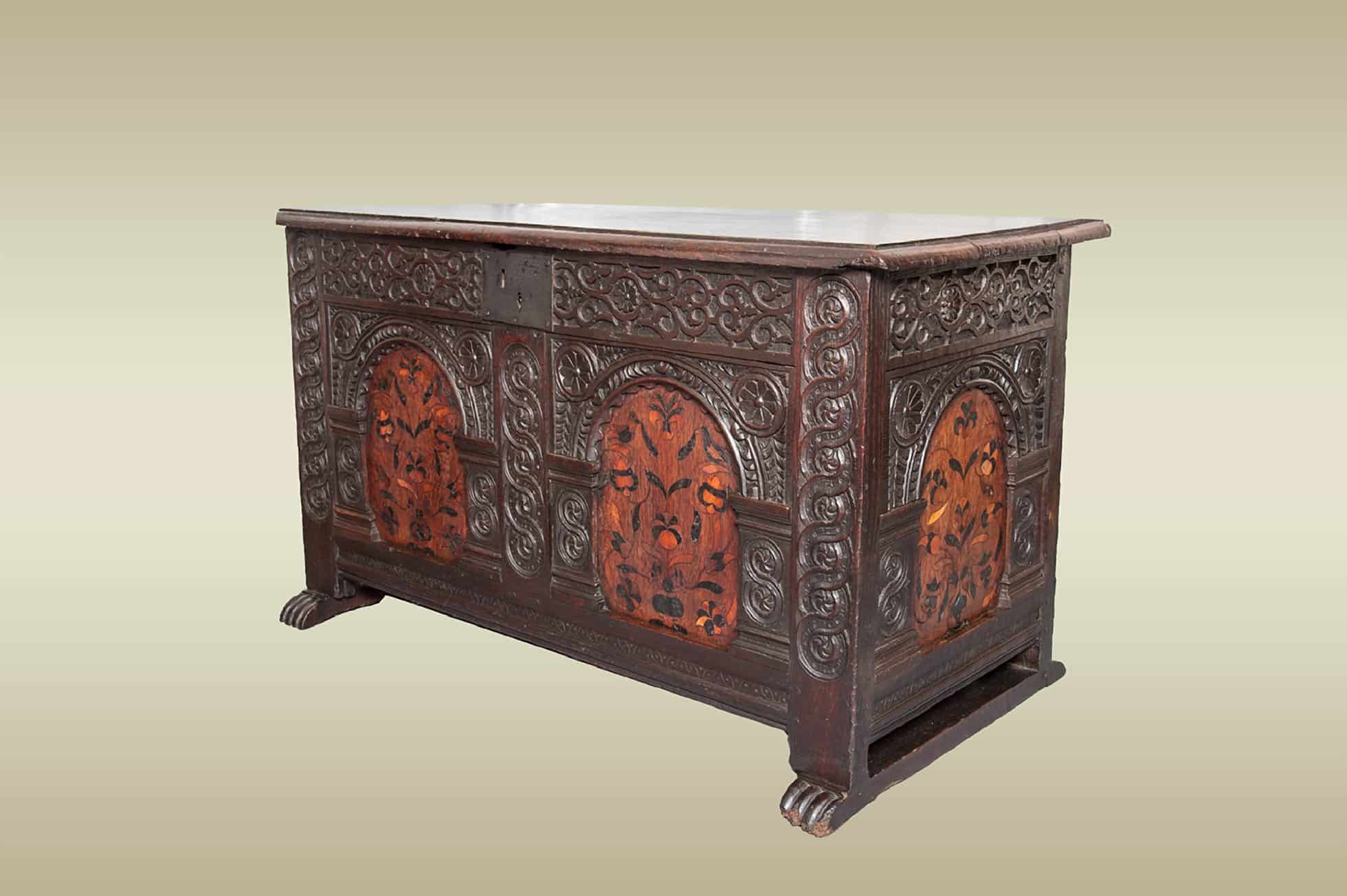 Elizabeth I inlaid oak chest