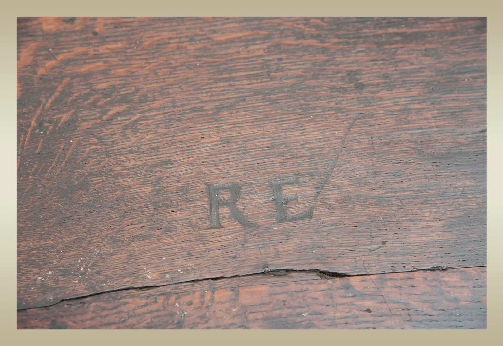 Elizabeth I inlaid oak chest