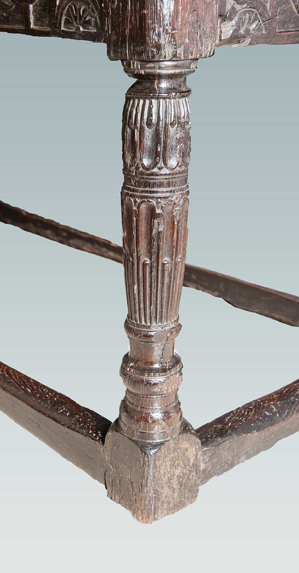 Elizabeth I joined oak table