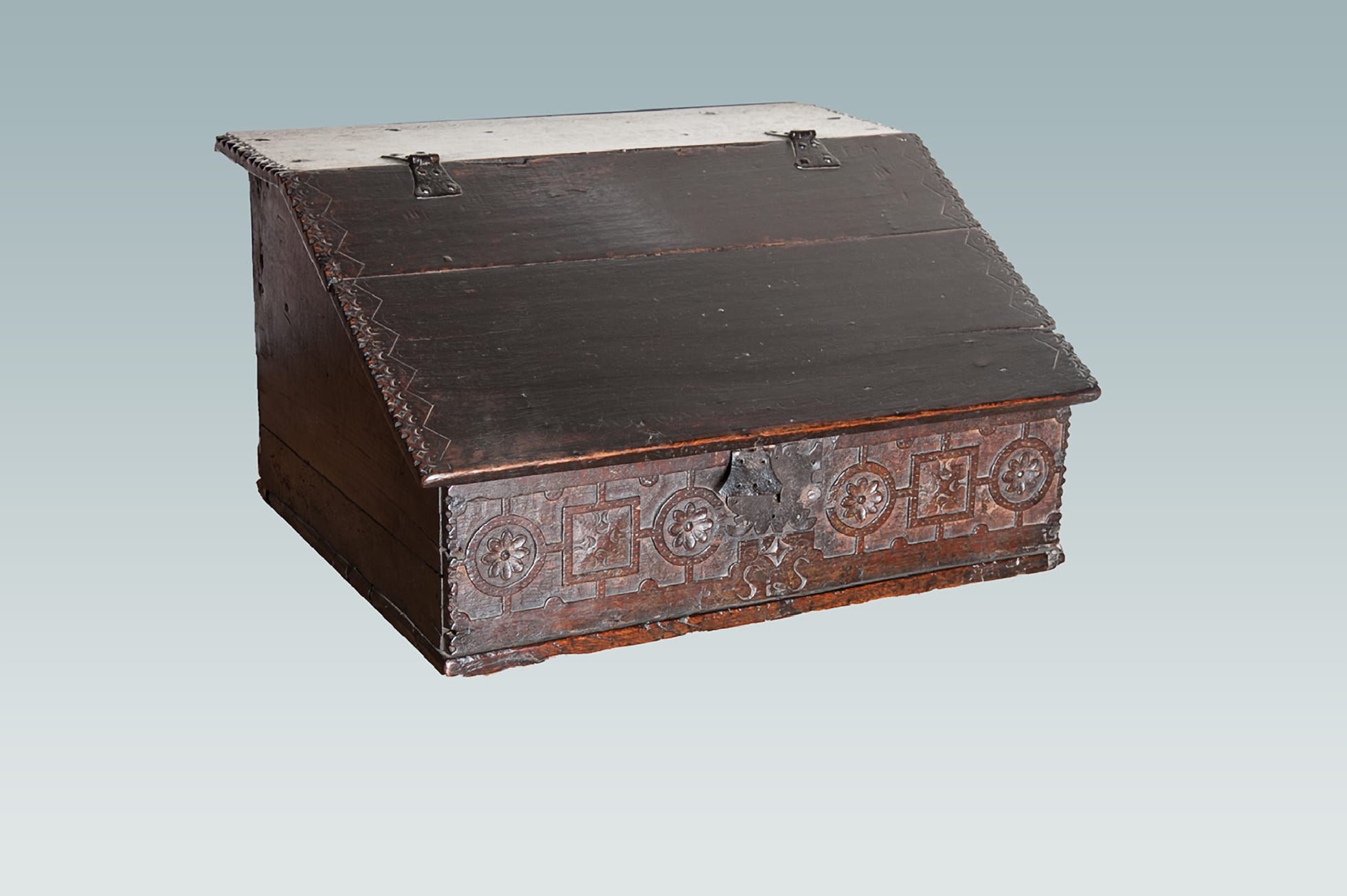 Elizabeth I Exeter writing slope