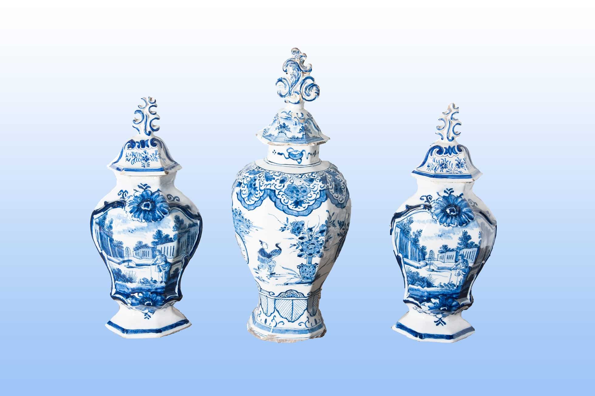 Set of Delft jars