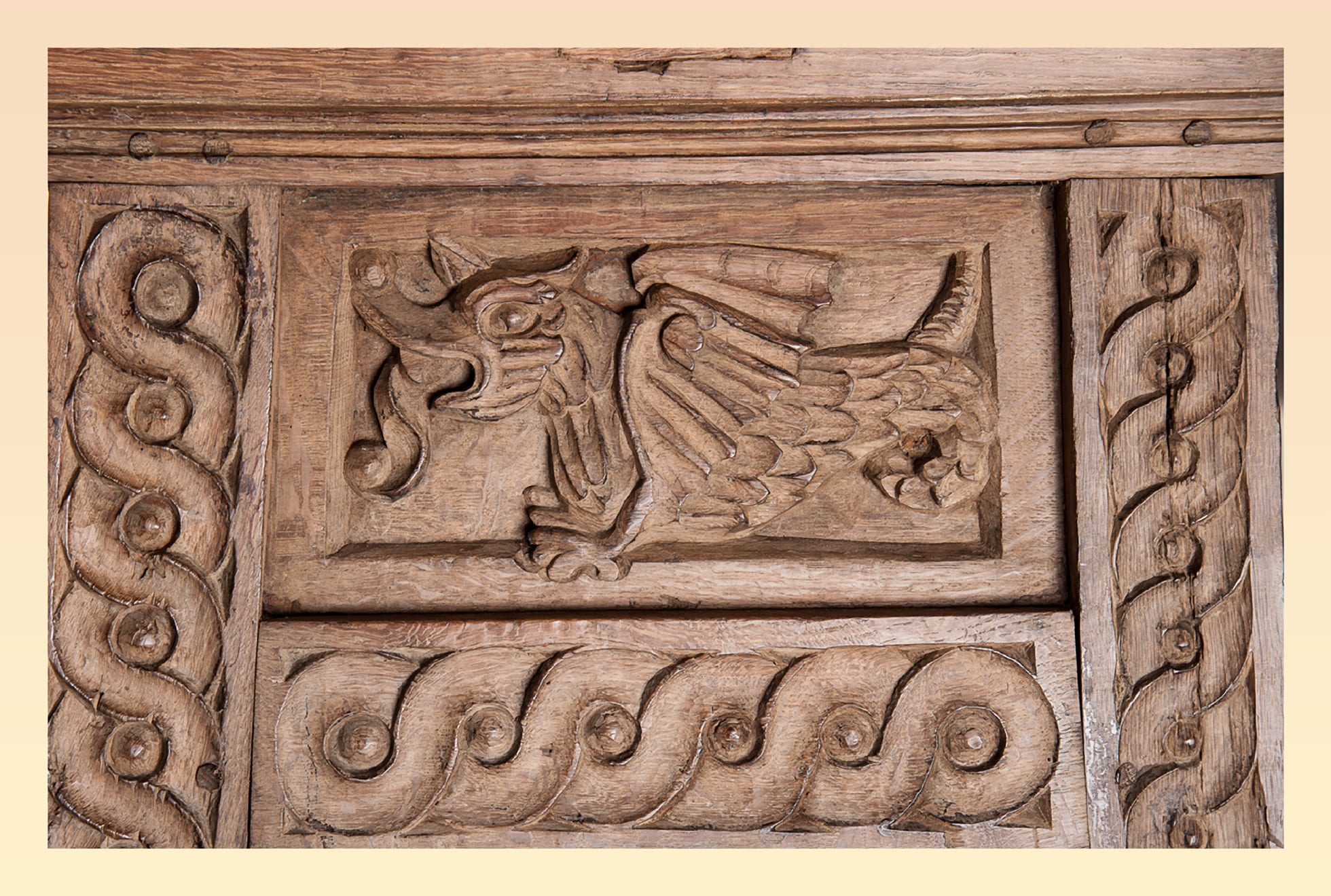 Henry VIII oak carved hutch table