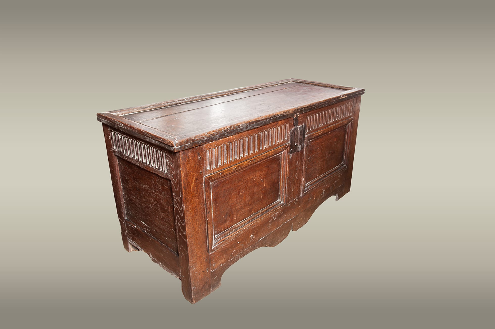 James I oak chest
