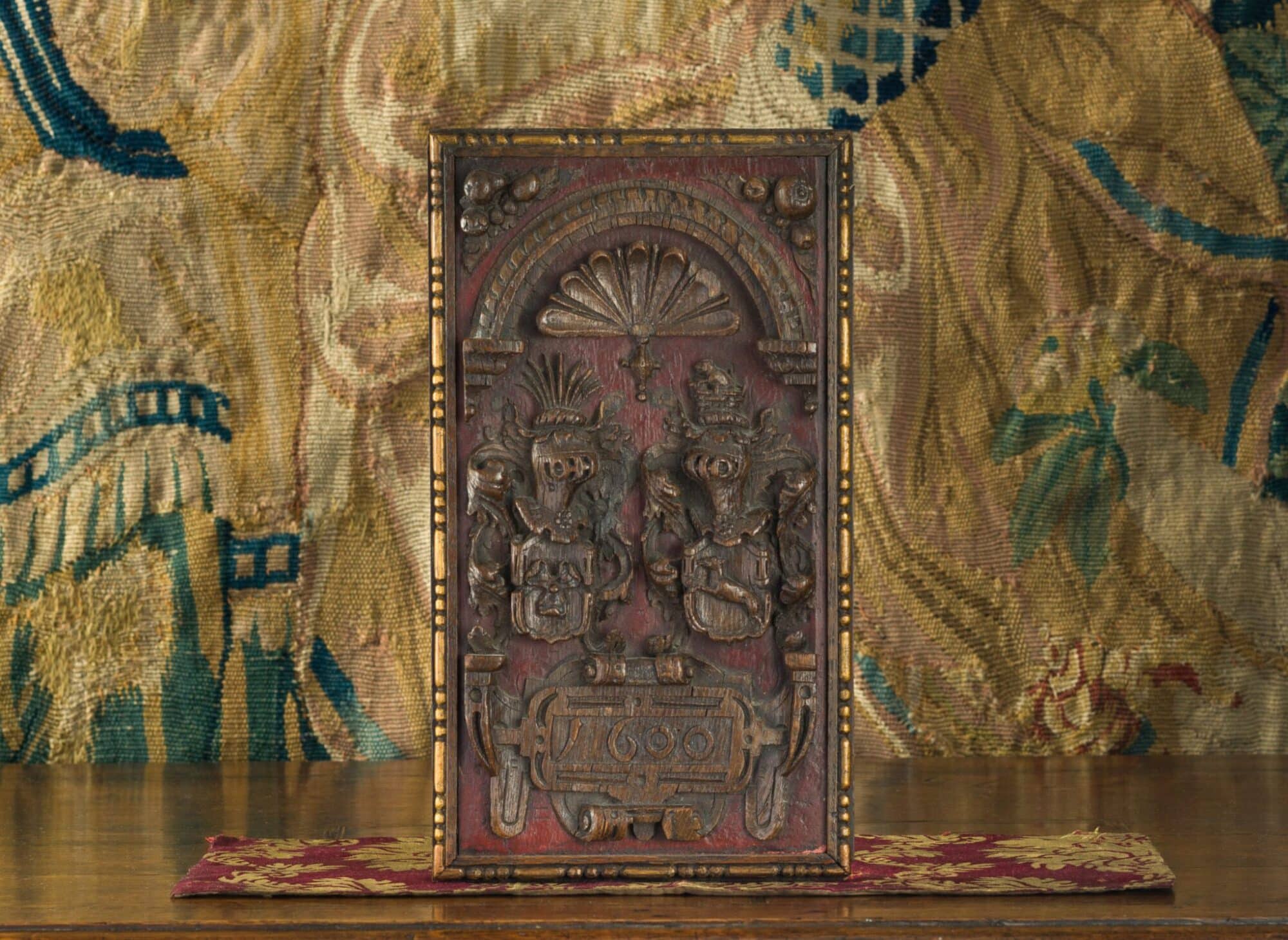 Elizabeth I oak heraldic panel