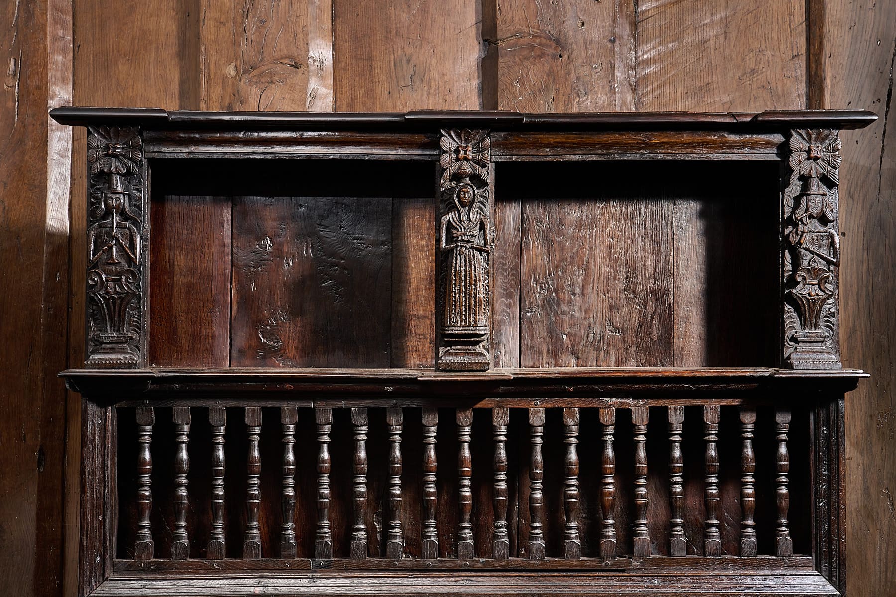 James I mural spindle cupboard