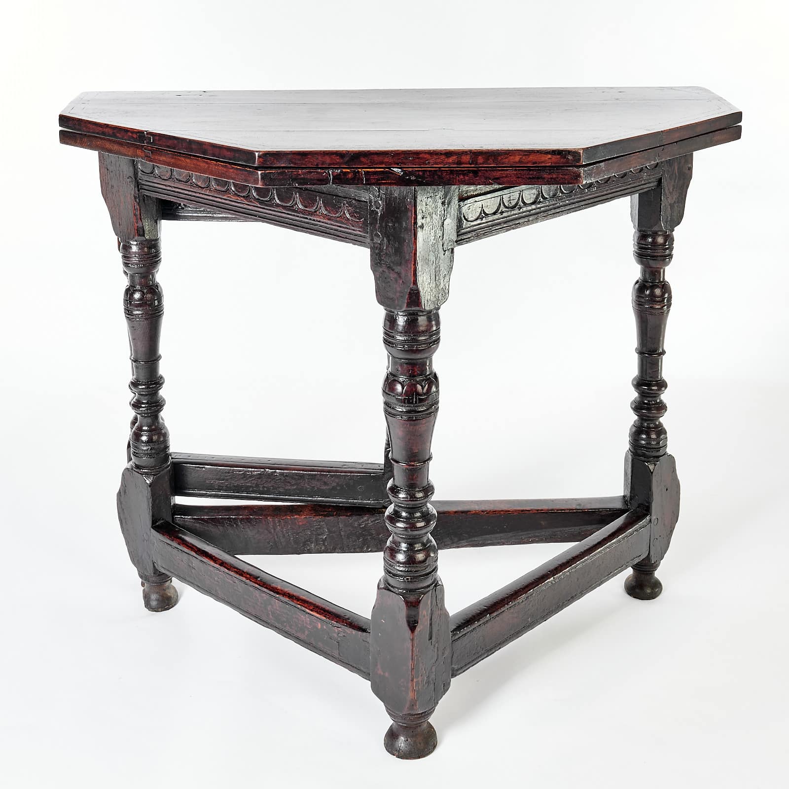 Charles I joined oak folding table