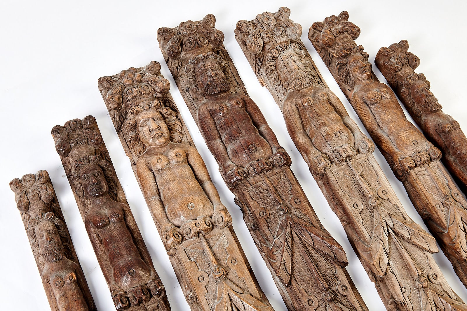Elizabeth I Exeter oak figures