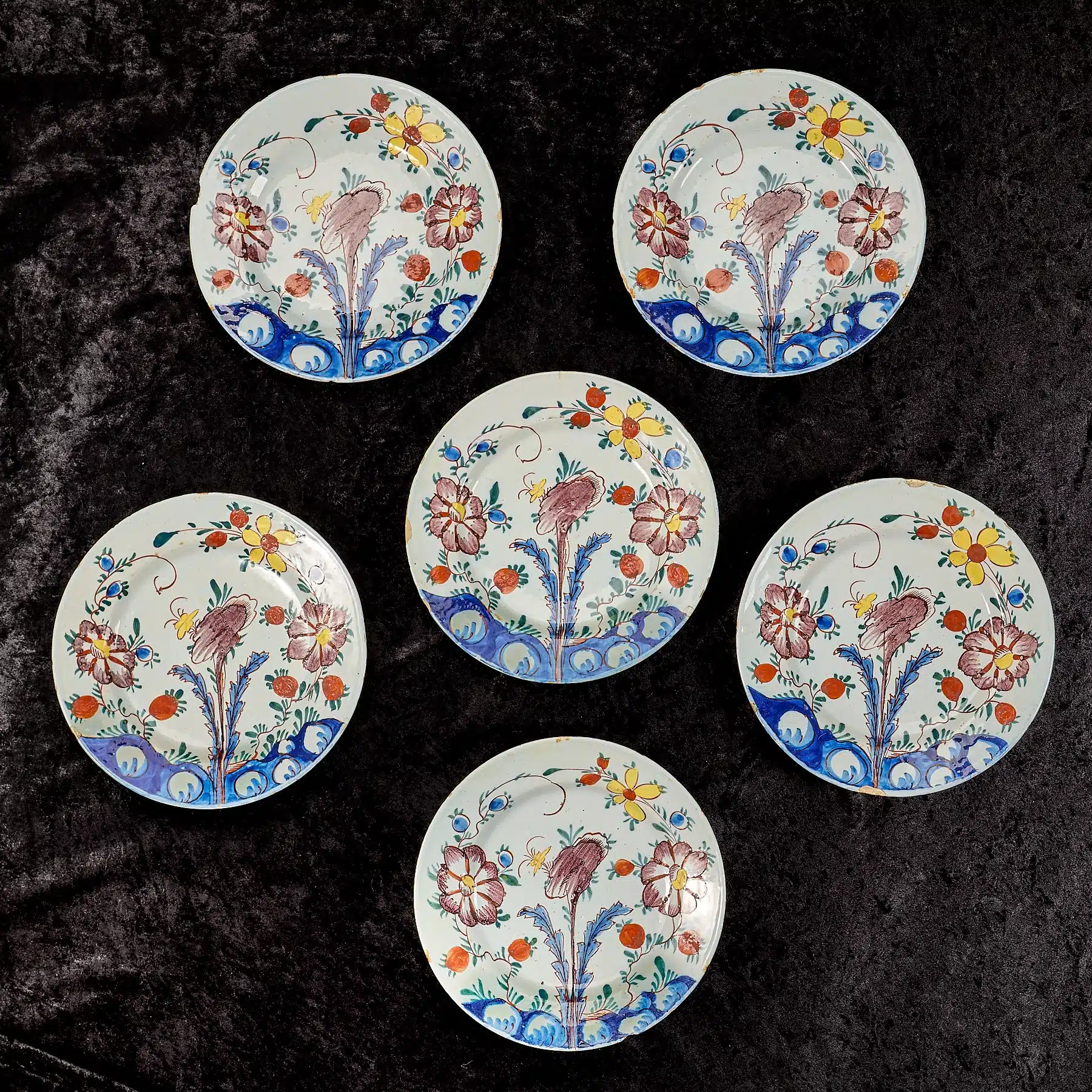 London Delft plates