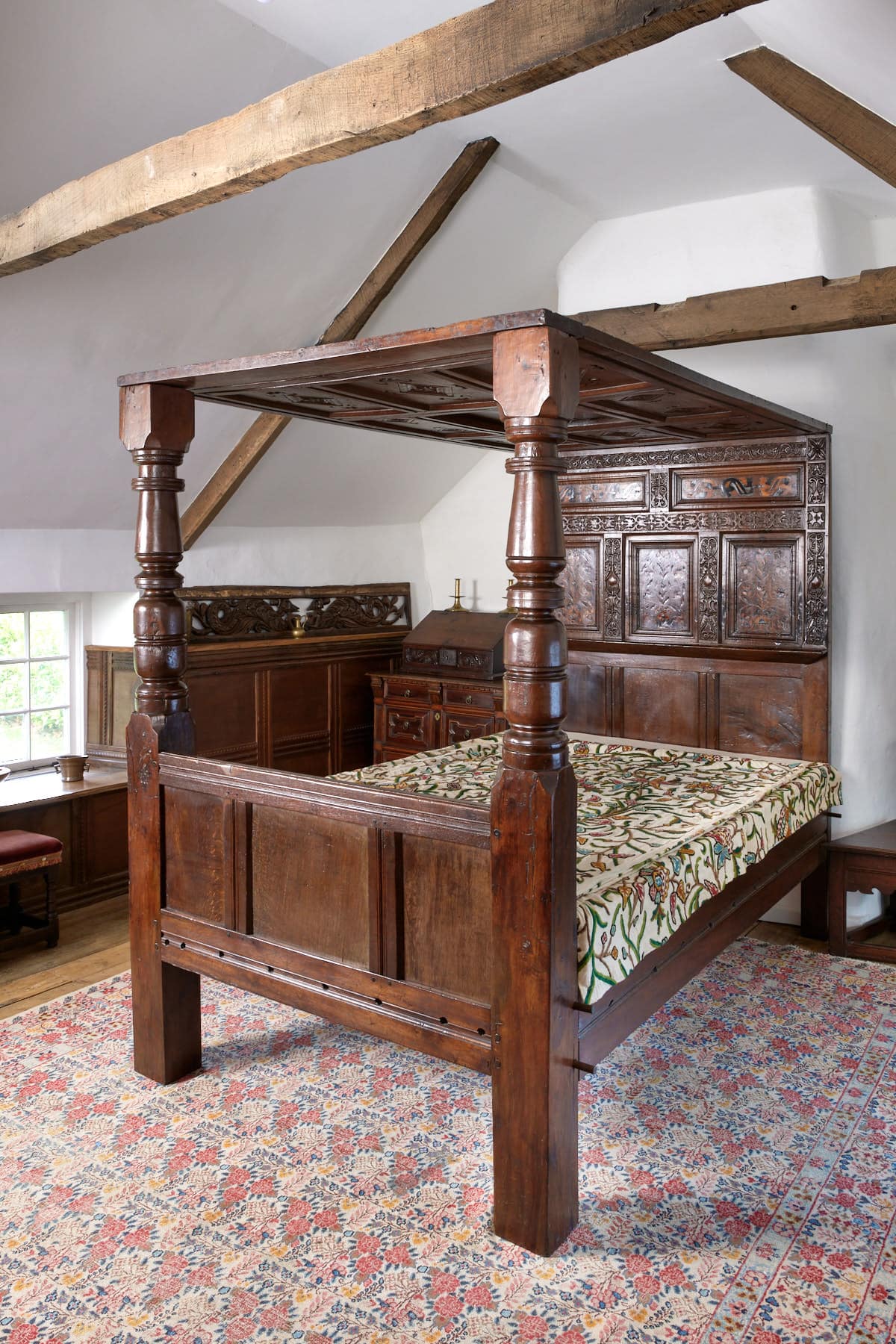 Charles I joined oak tester bed