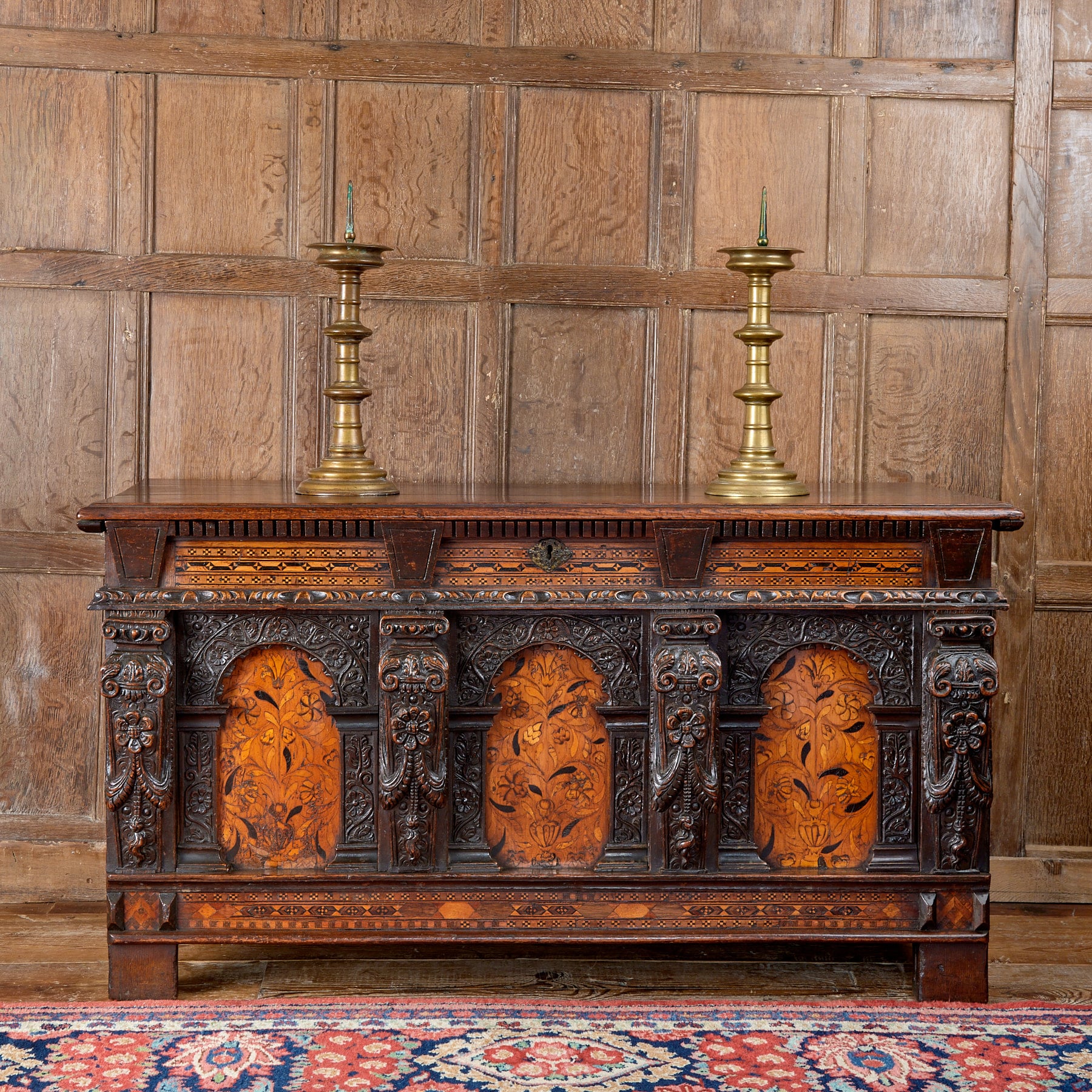 Elizabeth I inlaid oak chest