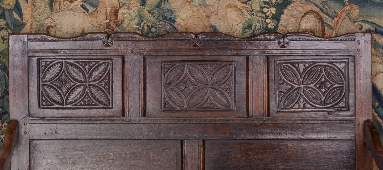 Elizabeth I oak carved settle