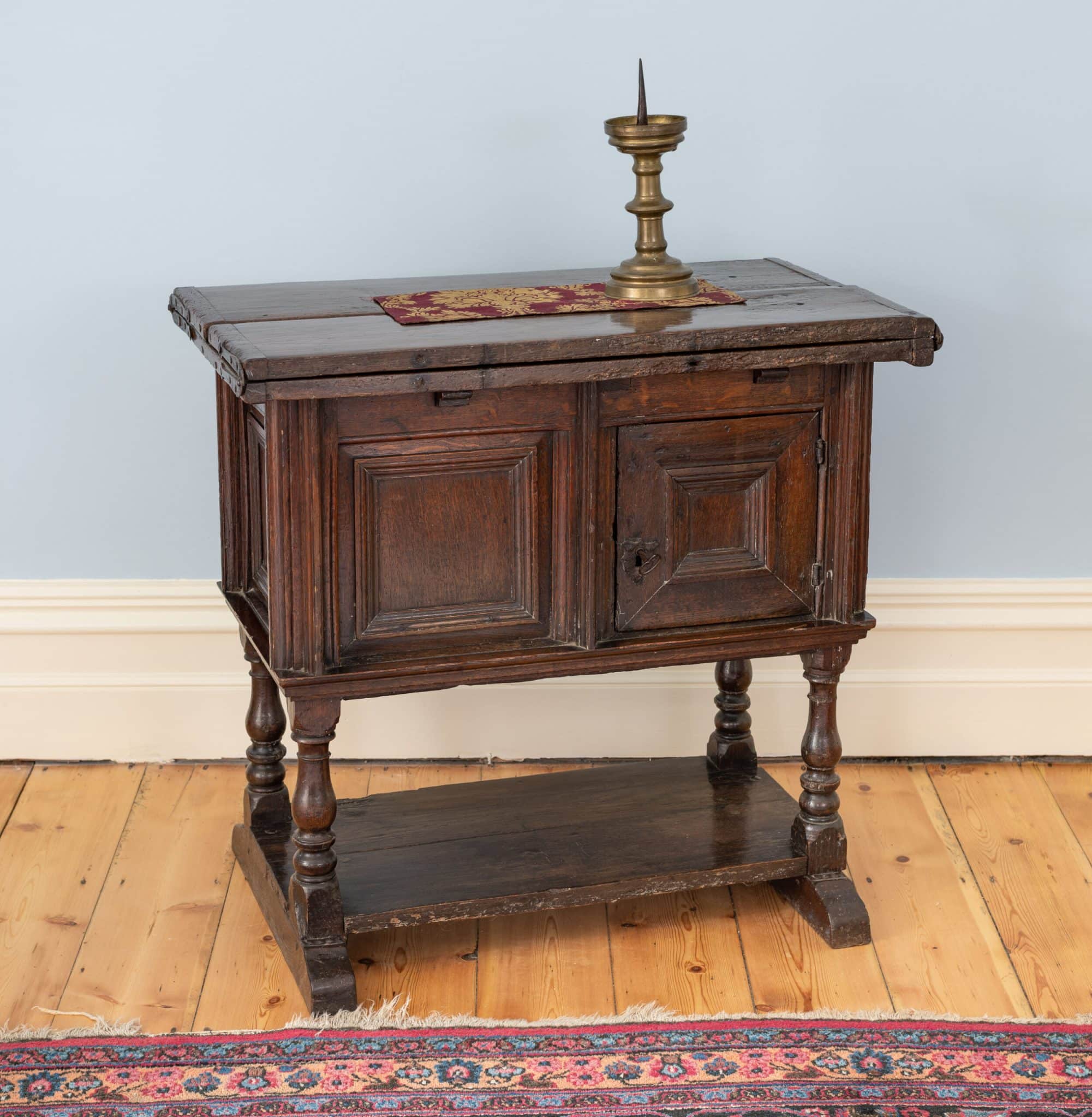 Late Henry VIII oak gaming table